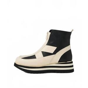NEW ZIERA women's ebbiela leather bootie in beige